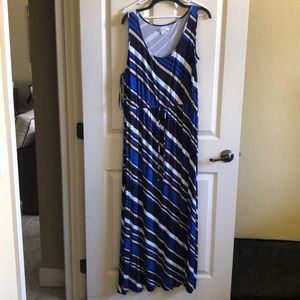 EUC maxi dress